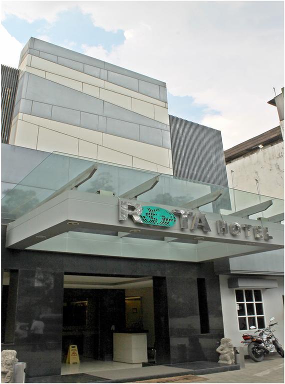 โรงแรมโรตา จาการ์ตา ภายนอก รูปภาพ